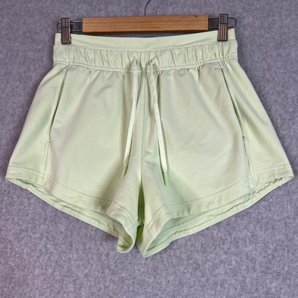 Lululemon Kohlrabi Green Inner Glow High Rise Short 3" Size 4 - Picture 2 of 7